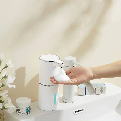 Distributeur de savon avec fenêtre de visualisation