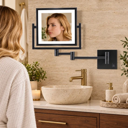 Miroir de maquillage lumineux mural dans une salle de bain