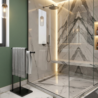 Porte serviettes sur pied en métal prêt de la douche