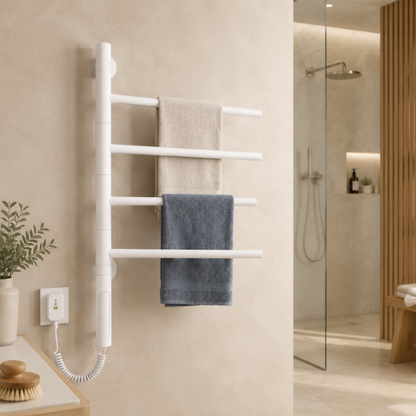 Sèche-serviette électrique blanc avec serviettes bleue et beige