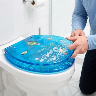 Abattant WC charnières stables assurant une tenue optimale sans déplacement
