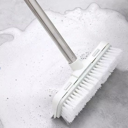 Balai brosse pour nettoyer les joints et sols de salle de bain