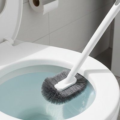 Brosse toilette pour un nettoyage efficace de toute la surface