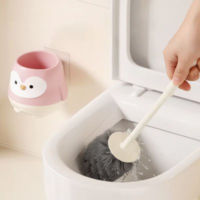 Brosse wc avec poils noirs robustes pour un récurage efficace 