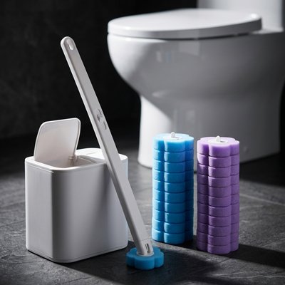 brosse wc évitant de toucher ou réutiliser une brosse sale 