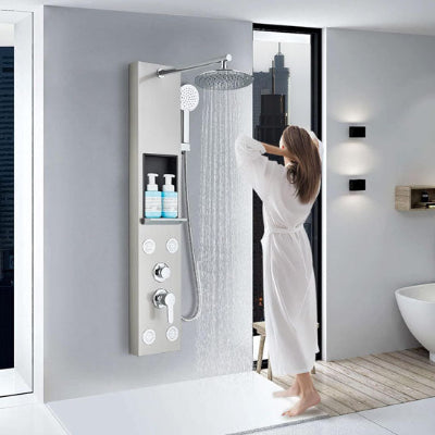 colonne de douche avec rangement pour gain de place