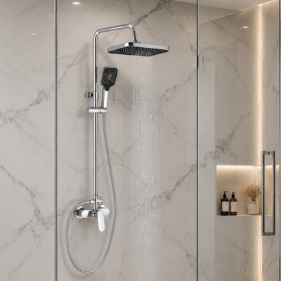 colonne-de-douche-dans-une-douche-moderne en marbre
