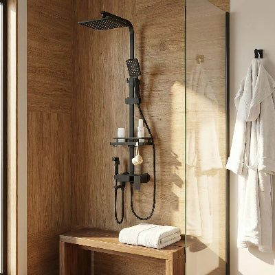 colonne-de-douche-noir-avec-espace-de-rangement