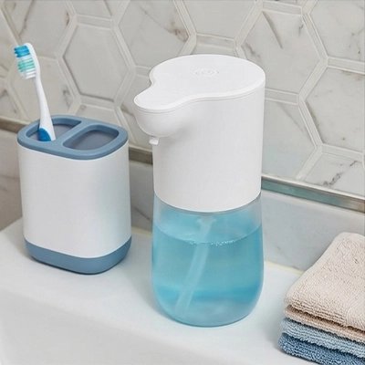 Distributeur de savon automatique blanc pour salle de bain
