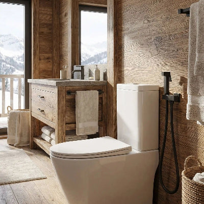 douchette toilette qui se fond dans le decor