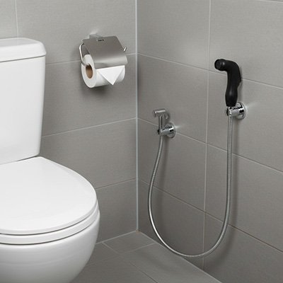 Douchette WC avec raccordement universel compatible avec les arrivées d'eau 