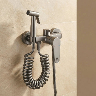 mitigeur douche sur mur beige