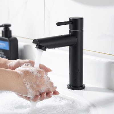 Mitigeur lavabo au design monocorps cylindrique construction compacte