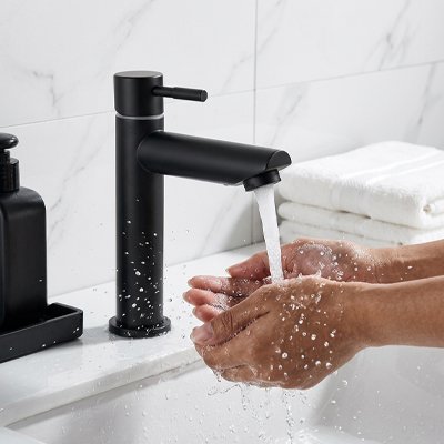 mitigeur lavabo noir minimaliste contemporain esthétique et épurée