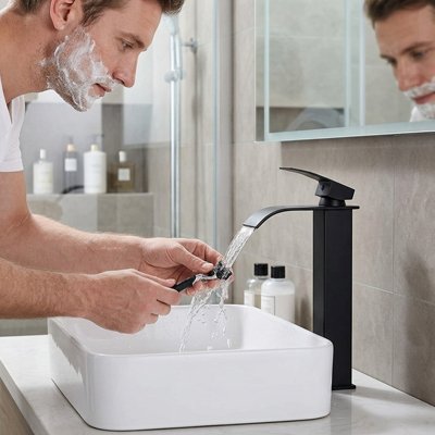Mitigeur lavabo parfaitement adapté aux vasques à poser