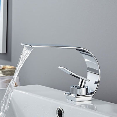 mitigeur-salle-de-bain-argent-chromé