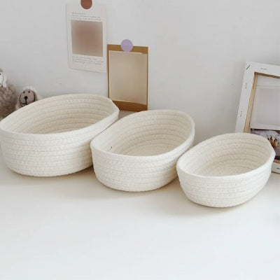 Panier de rangement offert en blanc gris et marron
