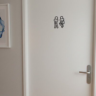 Panneau toilette de style minimaliste et épuré 