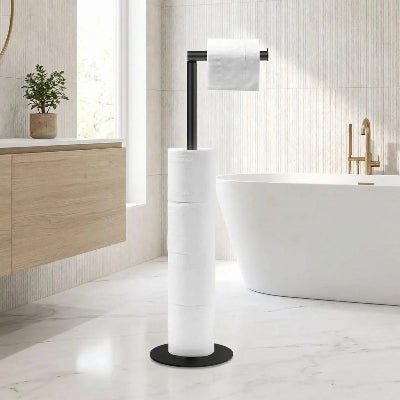 porte papier toilette sur pied noir logeant cinq rouleaux