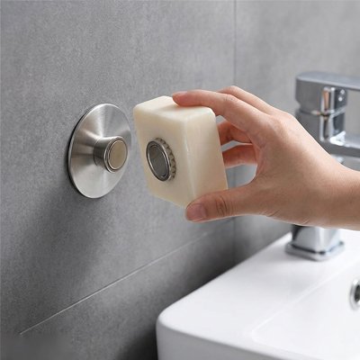 Porte-savon aimanté mural suspendu qui permet l'écoulement de l'eau