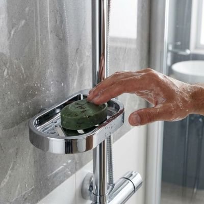 Porte savon douche avec fond perforé permettant l'écoulement 