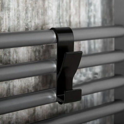 porte serviette permettant d'accrocher serviettes peignoirs ou autres accessoires