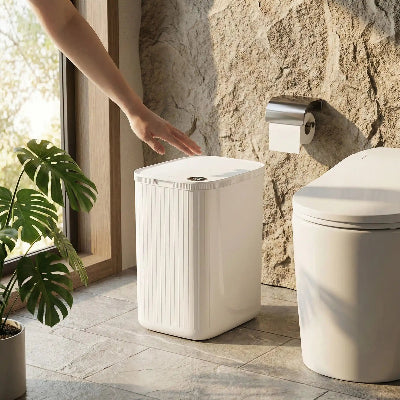 poubelle-salle-de-bain-blanche-hygiénique