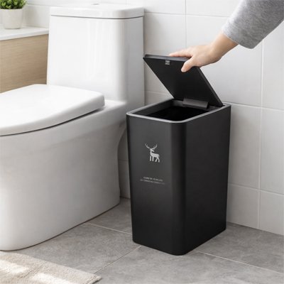 Poubelle salle de bain facile d'entretien