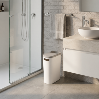 poubelle-salle-de-bain-minimaliste-et-pratique