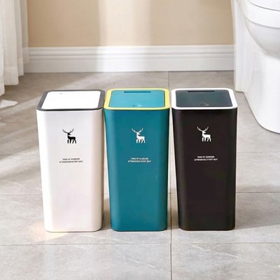 Poubelle salle de bain offert en trois couleurs