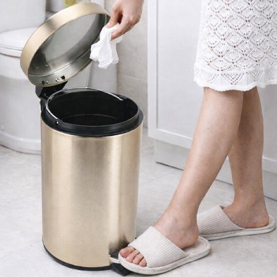 Poubelle wc avec stabilité renforcé