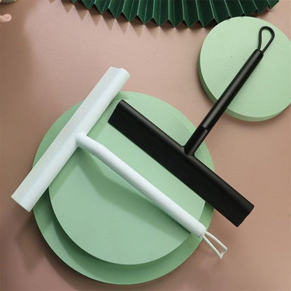 Raclette douche disponible noire ou blanche avec crochet de suspension 