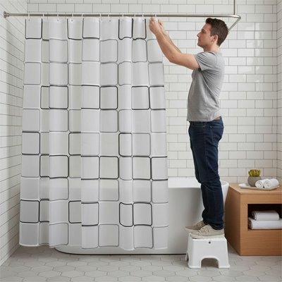 Rideau de douche avec motif de carrés aux contours noirs 