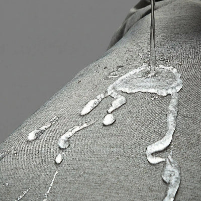 rideau de douche montrant son imperméabilité