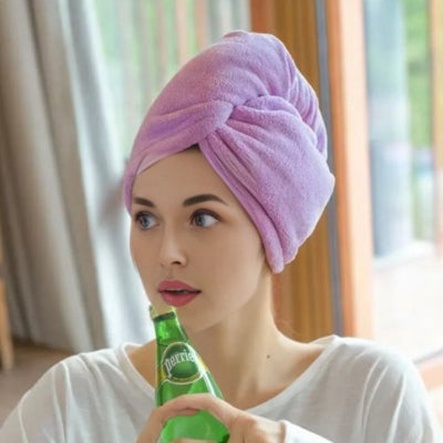 Serviette cheveux préformée qui s'adapte facilement en un geste simple