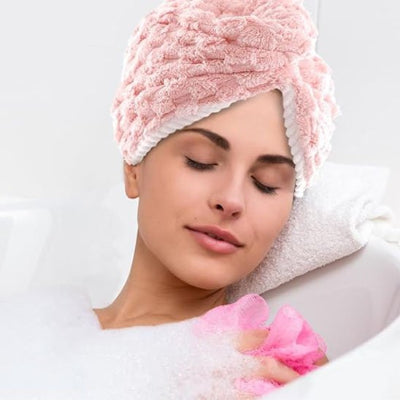 Serviette microfibre cheveux permettant d'envelopper tous types de longueurs 