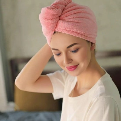Serviette pour cheveux microfibre offert en rose ou mauve
