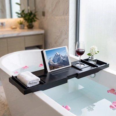 Support de baignoire noir avec tablette, livre et verre à pied