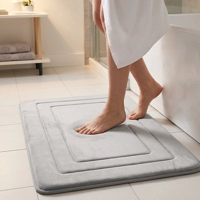 Tapis de salle de bain à mémoire de forme antidérapant